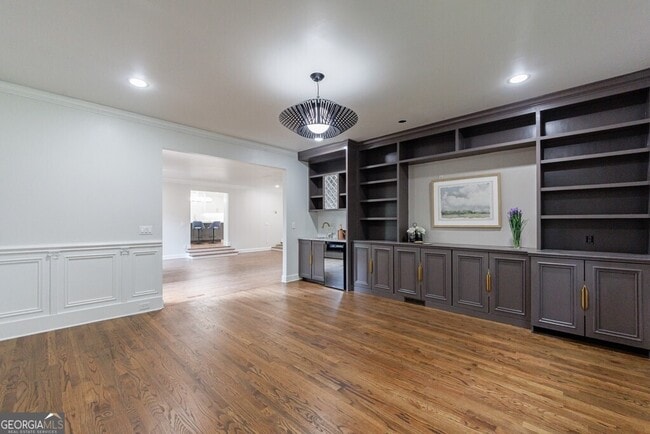 Building Photo - 459 Atlanta Country Club Dr