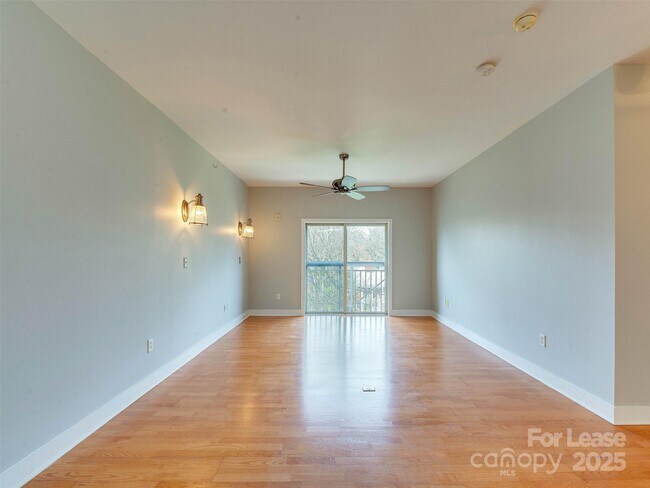 Building Photo - 630 Calvert St
