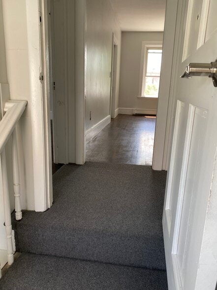 Entry - 98 Broadway