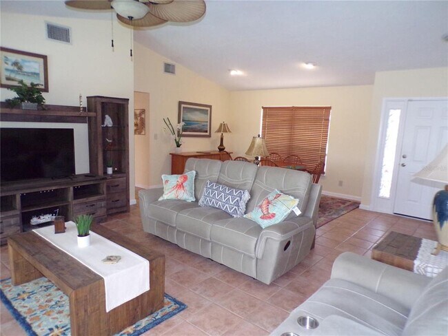 Building Photo - 1412 Grebe Ct