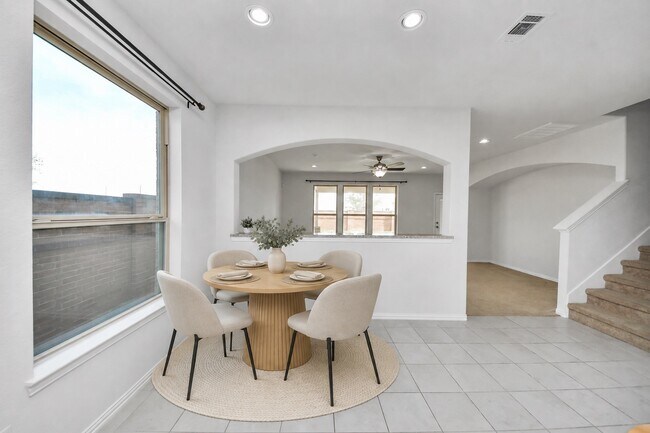 Building Photo - 23714 Via Viale Dr