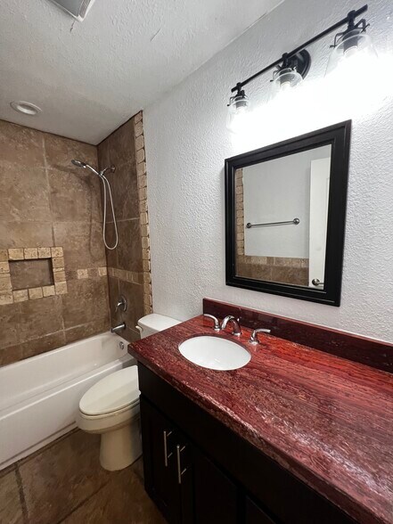 Building Photo - 82567 Avenue 48