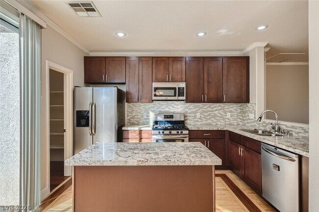 Building Photo - 4937 Naff Ridge Dr