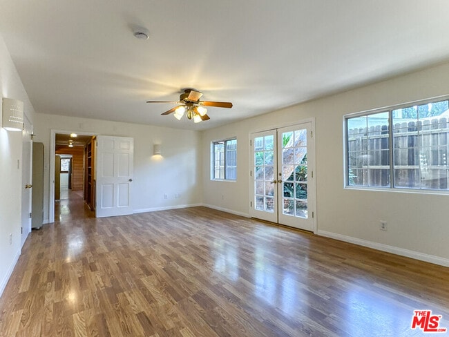 Building Photo - 3124 Veteran Ave