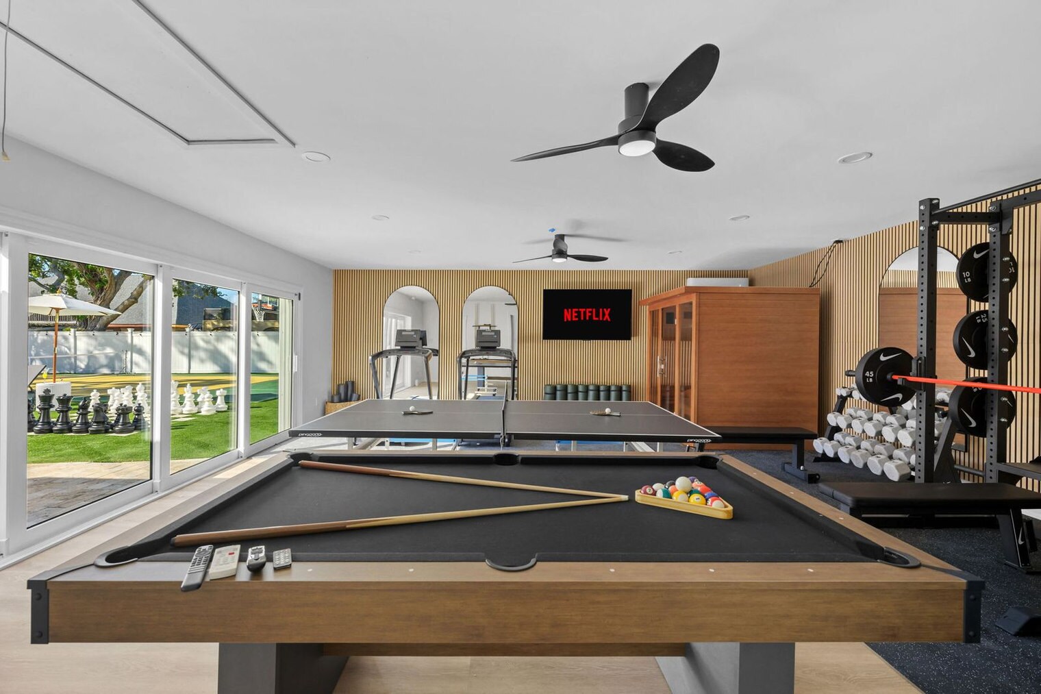 Building Photo - 2349 Kings Point Dr