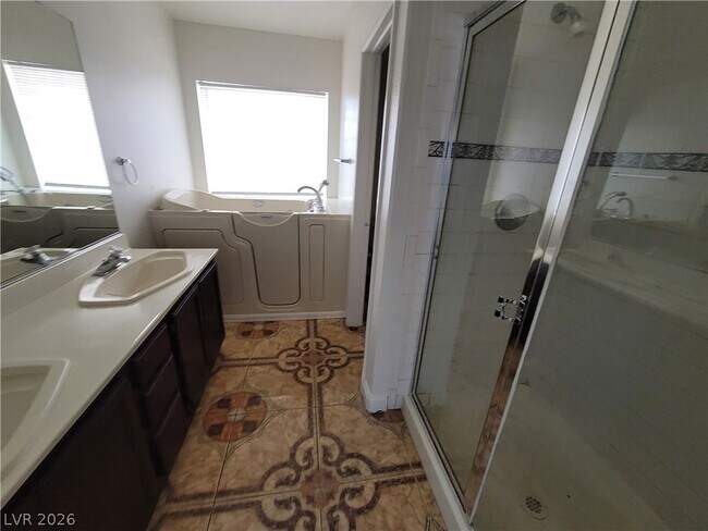 Building Photo - 4406 Cinema Ave