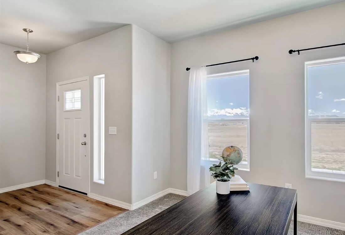 Building Photo - 7468 Johnsontown Hts