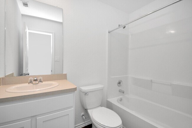 Building Photo - 32511 Orchard Haze Dr