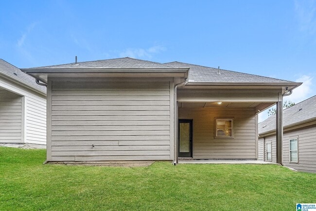 Building Photo - 915 Maple Trce