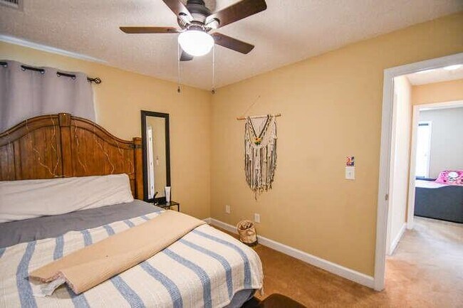 Building Photo - 886 Jefferson Walk Cir