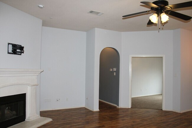 Building Photo - COMING SOON! ACCEPTING APPLICATIONS!