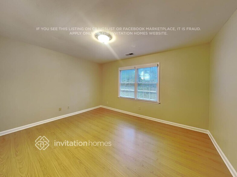 Building Photo - 3792 Old Bridge Way