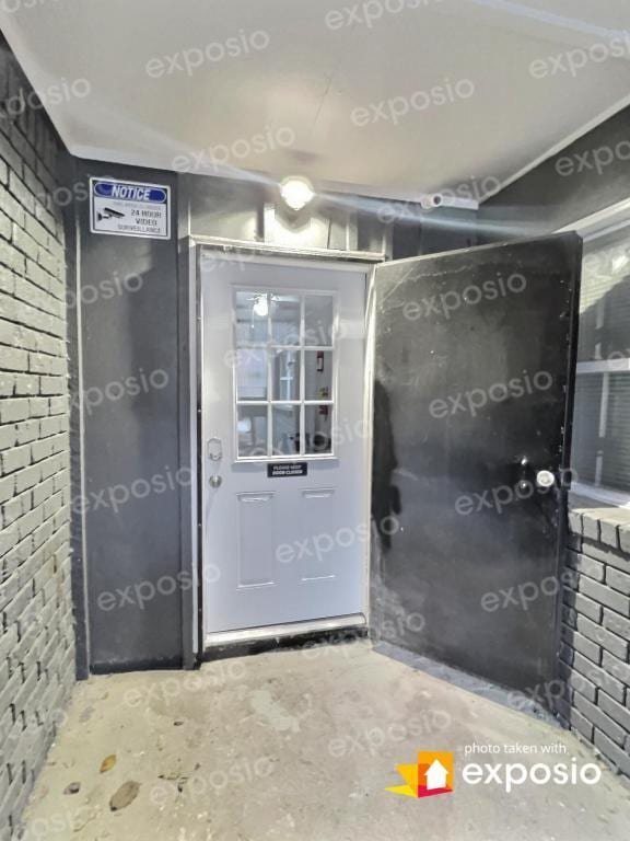 Building Photo - 1884 Center Ave