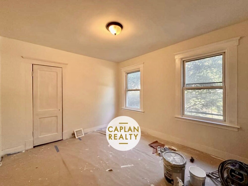 Building Photo - 1655 State St