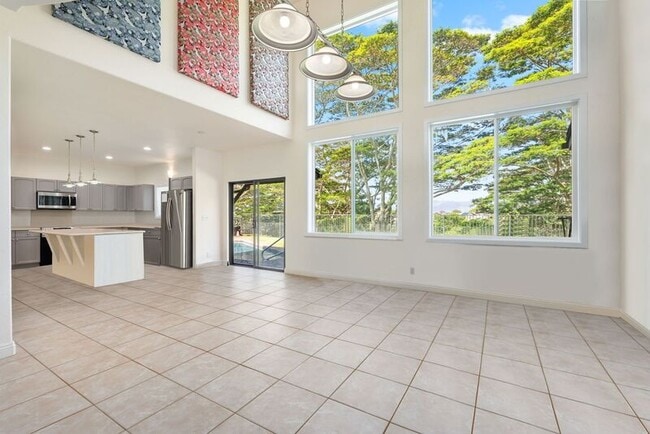 Building Photo - 95-212 Haalilo Place