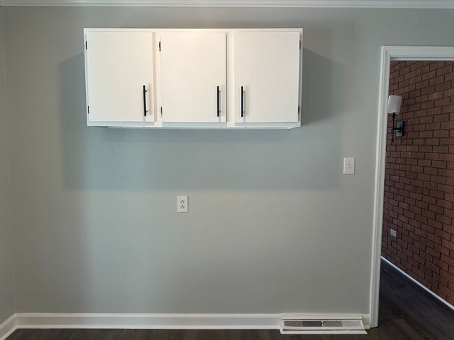 Building Photo - Fully Renovated Home with Unmatched Character