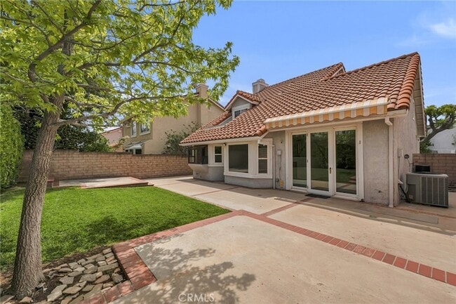 Building Photo - 12160 Crystal Ridge Way