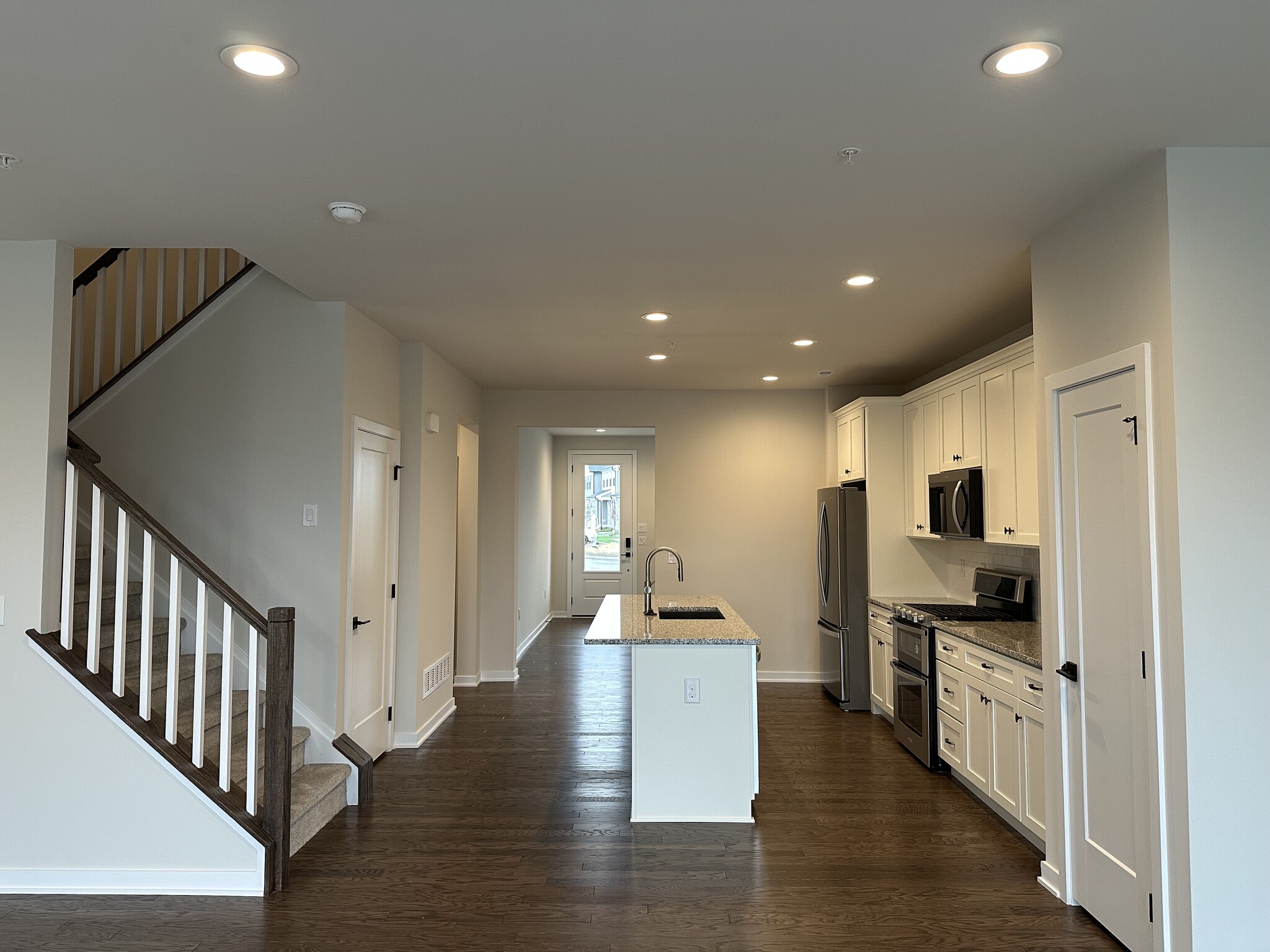 Building Photo - 182 Mahogany Ln