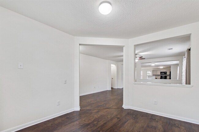 Building Photo - 29214 Legends Valley Dr