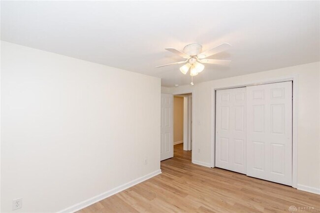 Building Photo - 679 Lakengren Dr