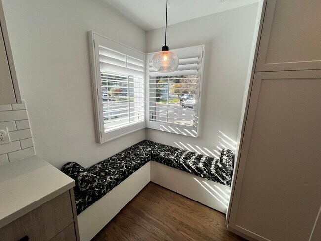 Building Photo - WONDERFUL TWO BEDROM TWO BATH UPDATED HOME...