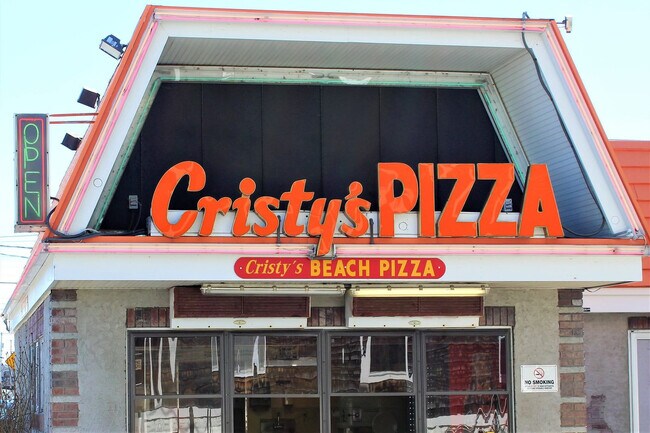 Building Photo - 128 Ashworth Ave