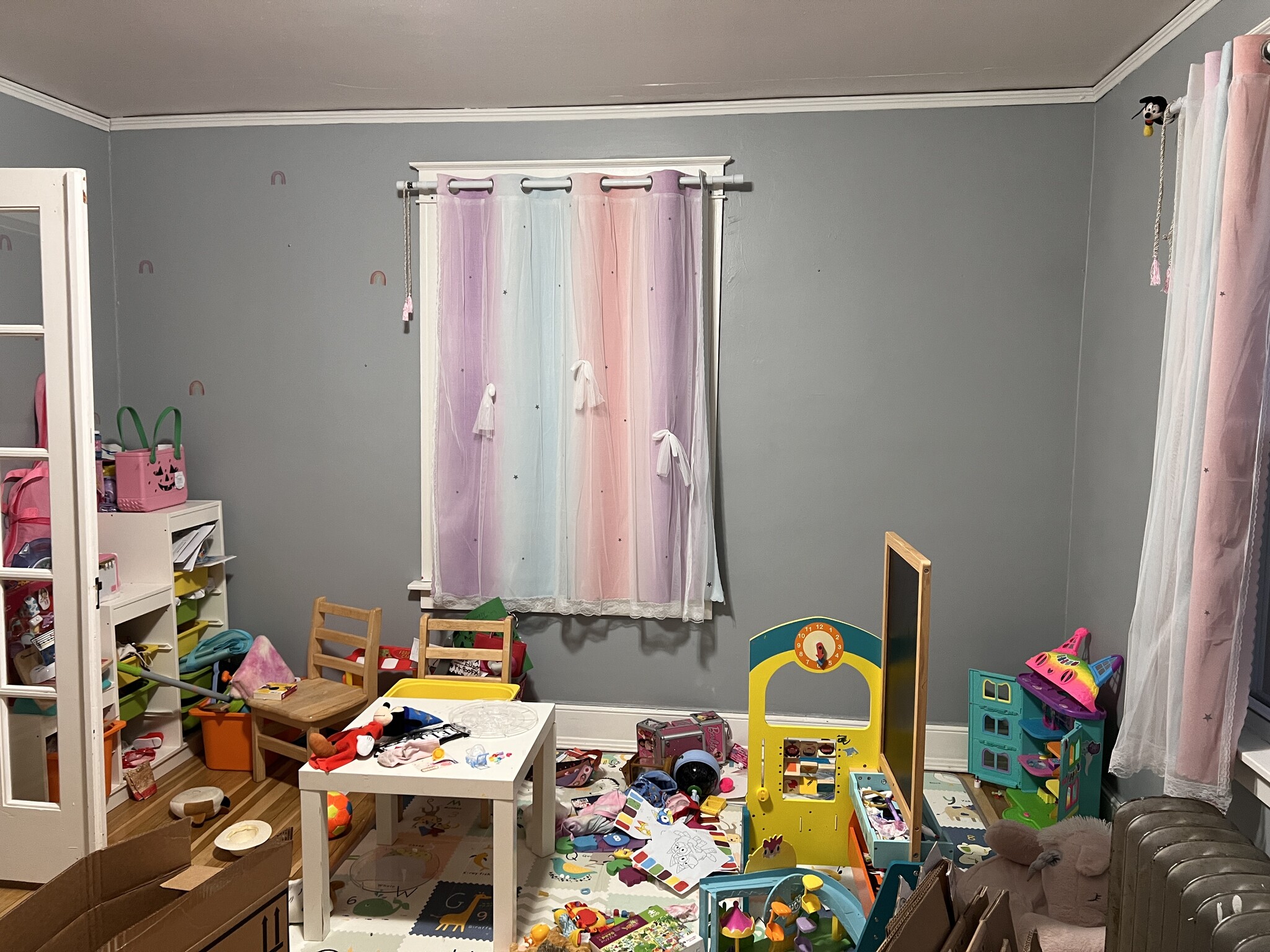 Building Photo - 118 Divinity St