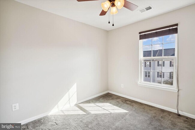 Building Photo - 7106 Santa Cruz Pl