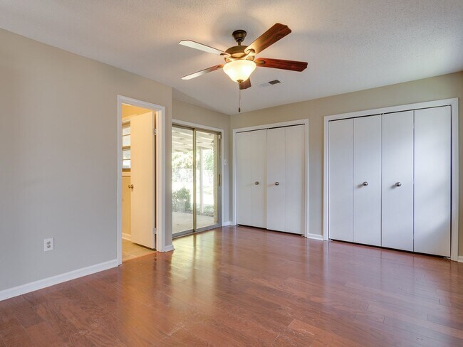 Building Photo - Perfectly renovated 3BR/2B available for rent!