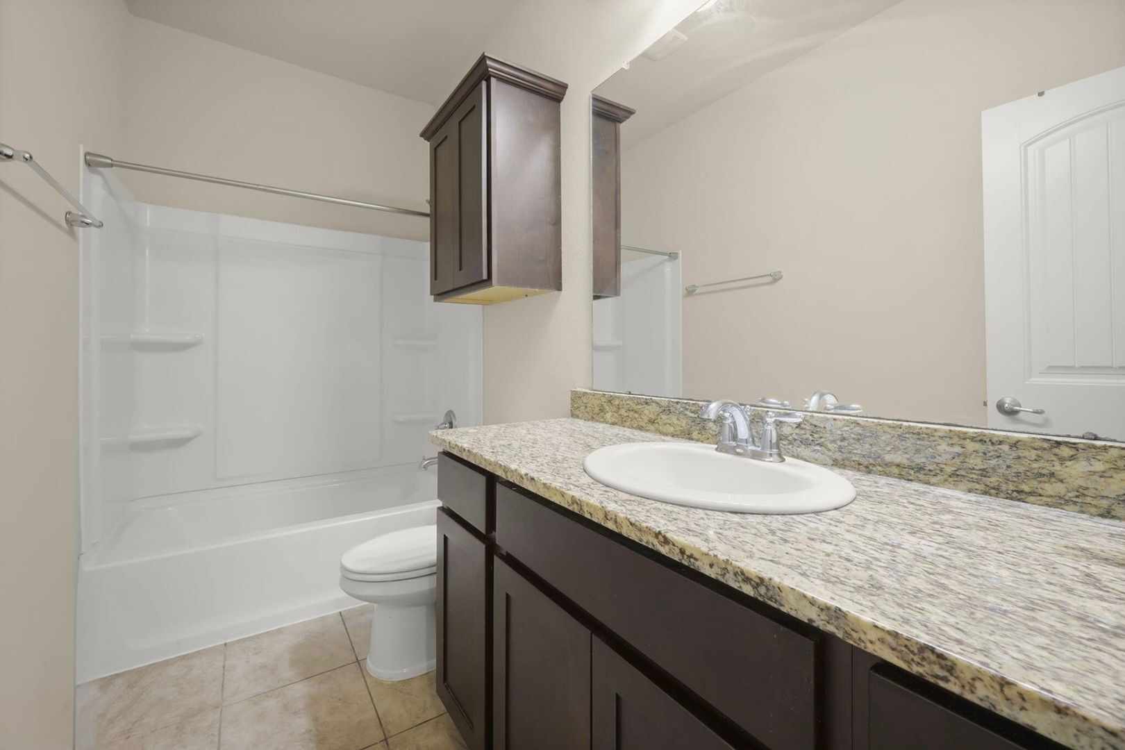 Building Photo - 39405 Legacy Lake Dr