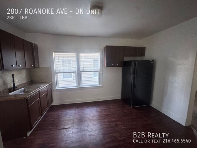 Building Photo - 2807 Roanoke Ave