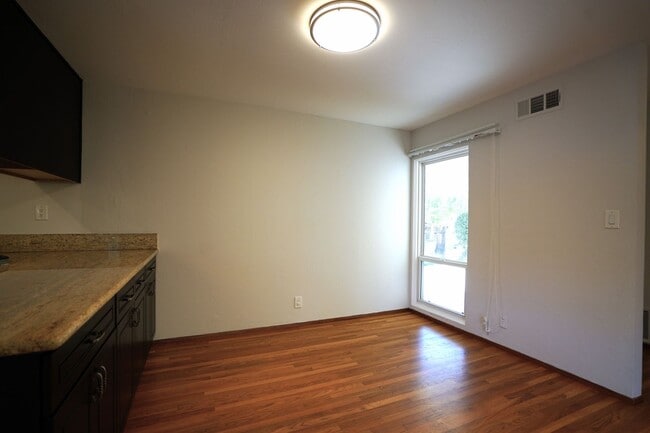 Building Photo - Beautiful Updated San Jose Home!