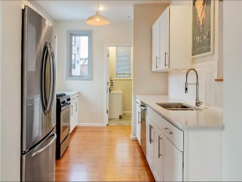 Building Photo - 3647 Penn Ave