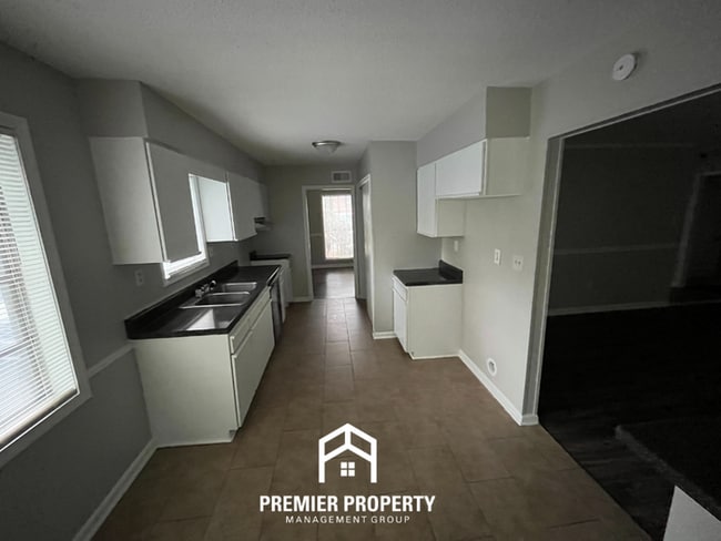 Building Photo - Available NOW!