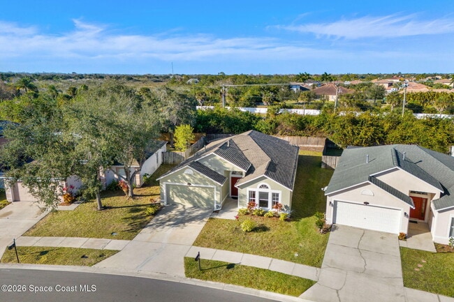 Building Photo - 4426 Four Lakes Dr