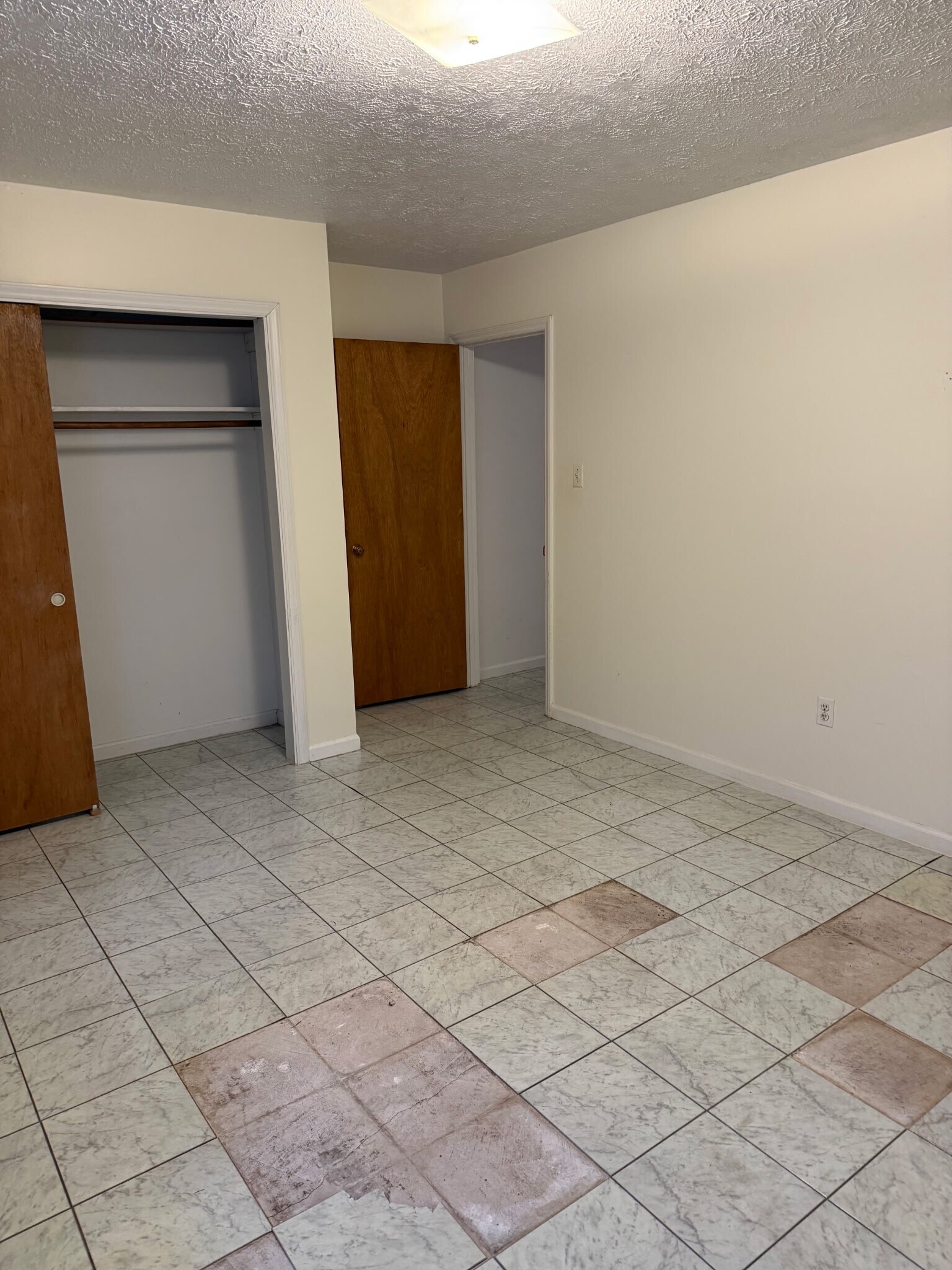 Bedroom 1 - 14531 Stephen St