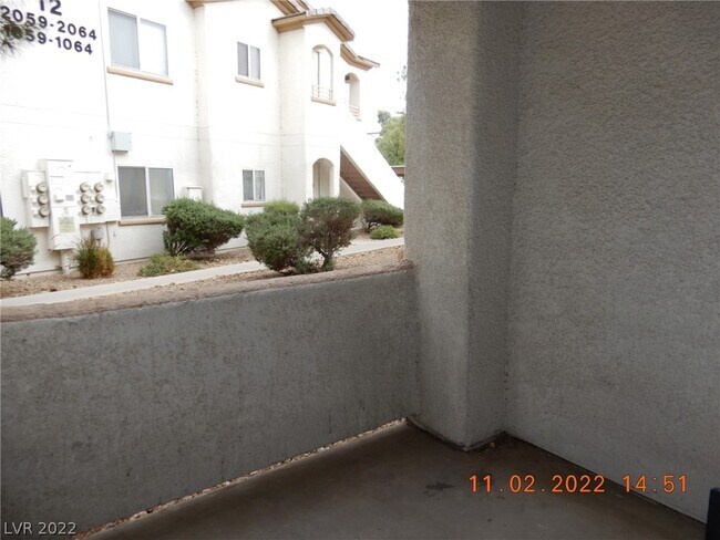 Building Photo - 5655 E Sahara Ave