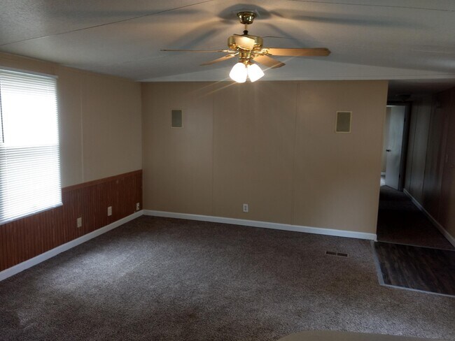 Building Photo - 6213 Little Madison Way