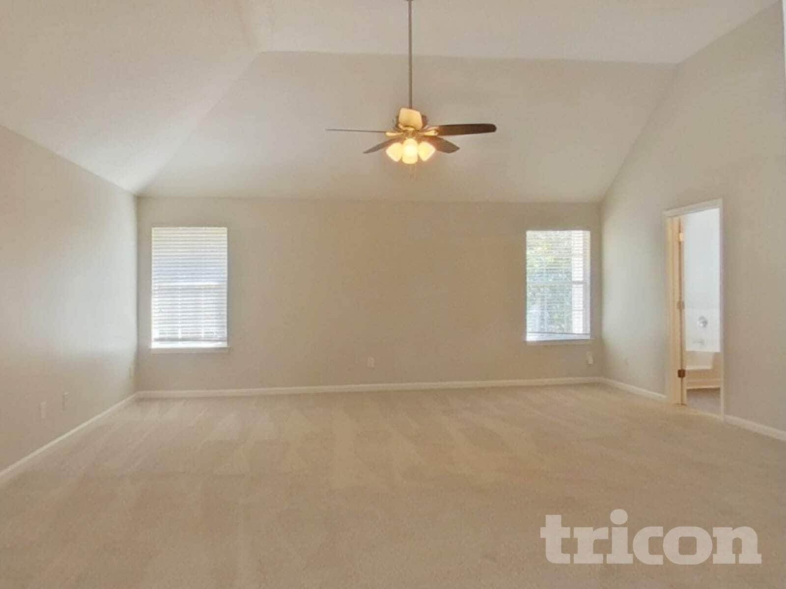 Building Photo - 2880 Chilhowee Dr