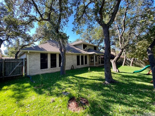 Building Photo - 8911 Shady Leaf