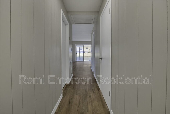 Building Photo - 14025 Southeast 54th Ct.