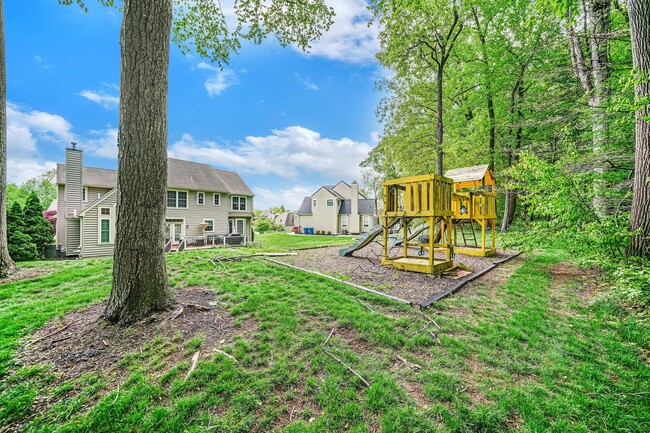 Building Photo - 4 Bedroom 4 Bath culdesac home in the Hart...