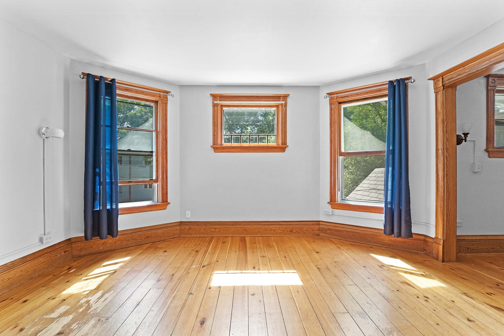 Building Photo - 322 W Wilson St