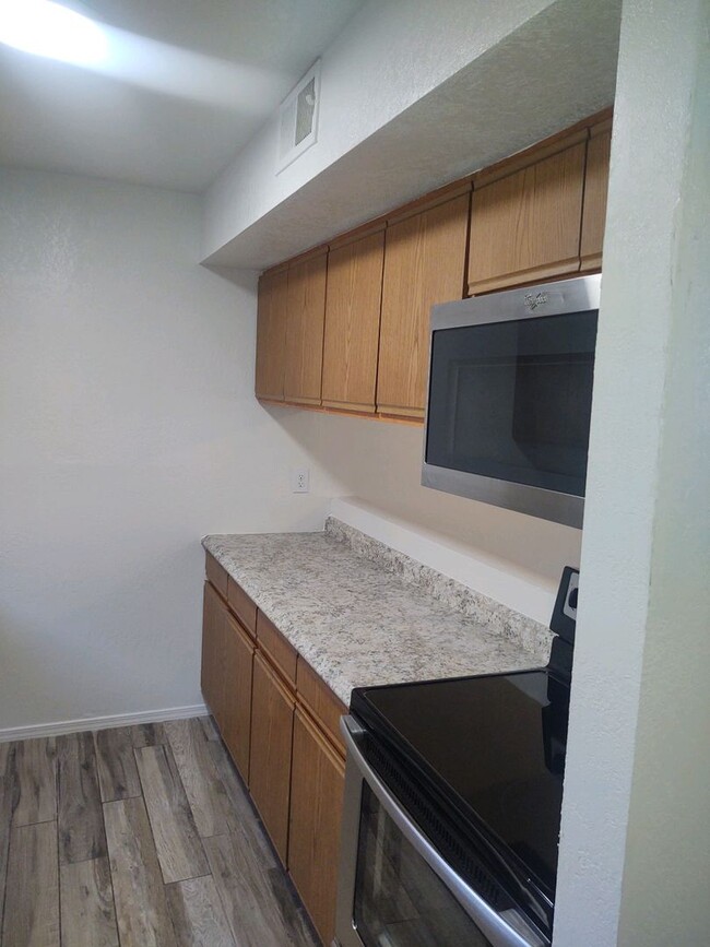 Building Photo - McKellips and Lindsey. Apartment. 2 bed, 2...