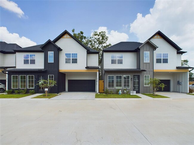Building Photo - 5722 Barbara Rose Ln