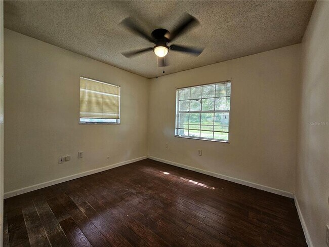 Building Photo - 5550 St Joseph Blvd