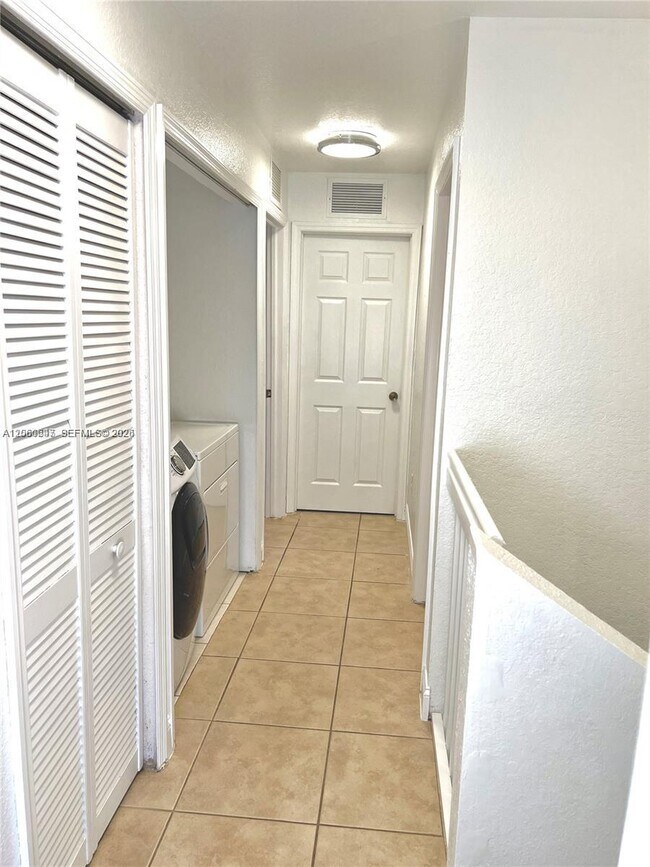 Building Photo - 8885 SW 221st Terrace