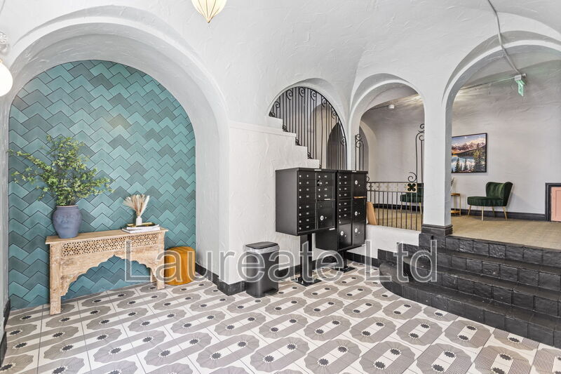 Building Photo - 1050 Pearl St