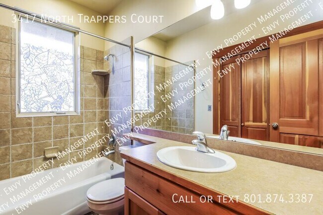 Building Photo - 3417 N Trappers Ct