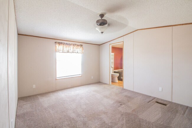 Building Photo - 2311 F M 1294